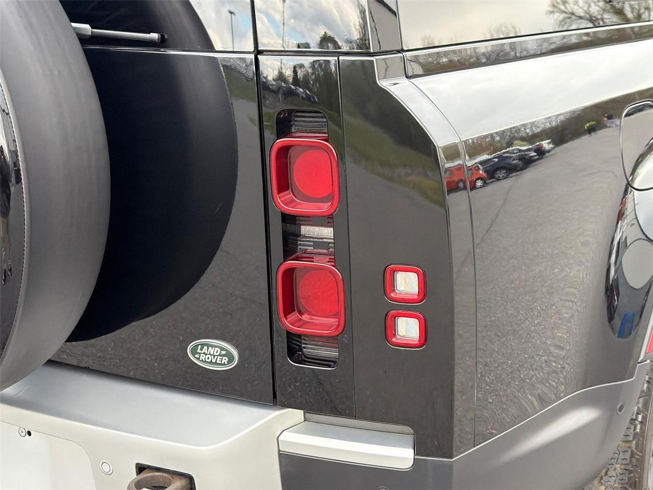 2023 Land Rover Defender SE Hagerstown MD