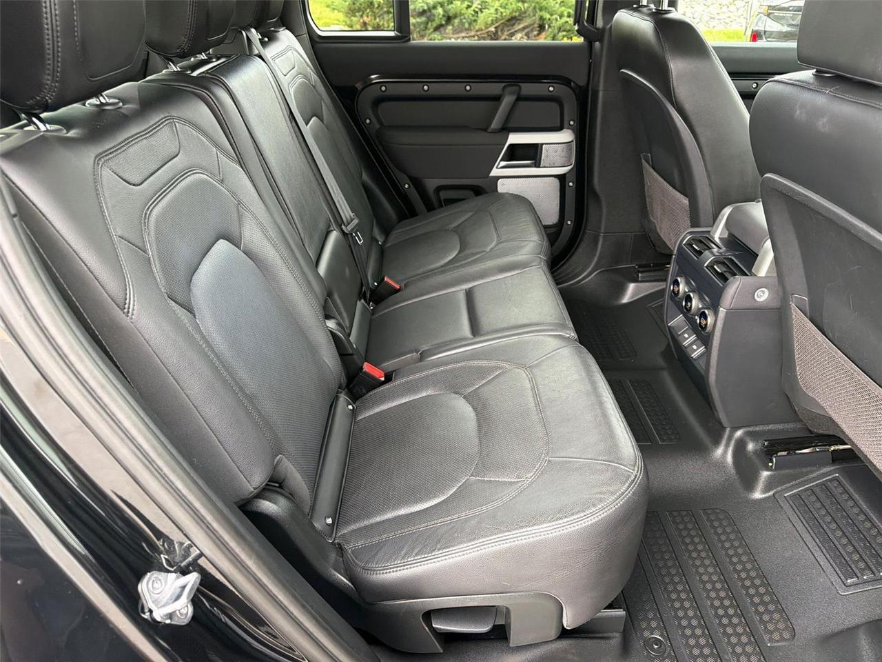 2023 Land Rover Defender SE Hagerstown MD