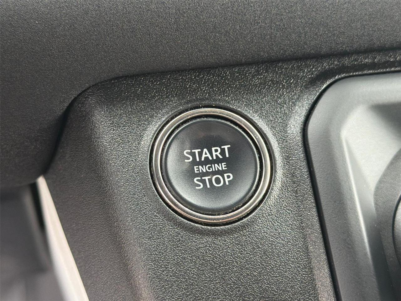 2023 Land Rover Defender SE Hagerstown MD