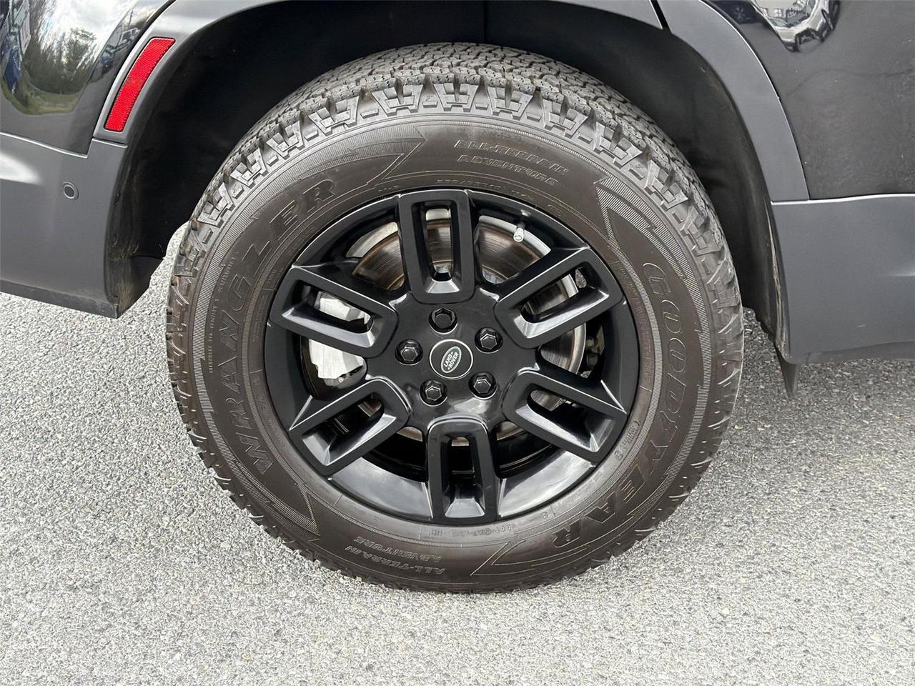 2023 Land Rover Defender SE Hagerstown MD