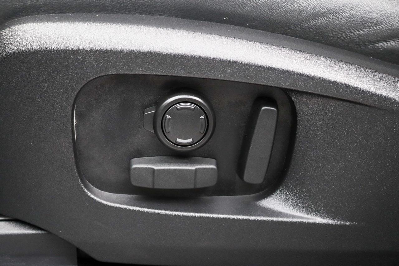 2023 Land Rover Defender X-Dynamic SE Newport Beach CA