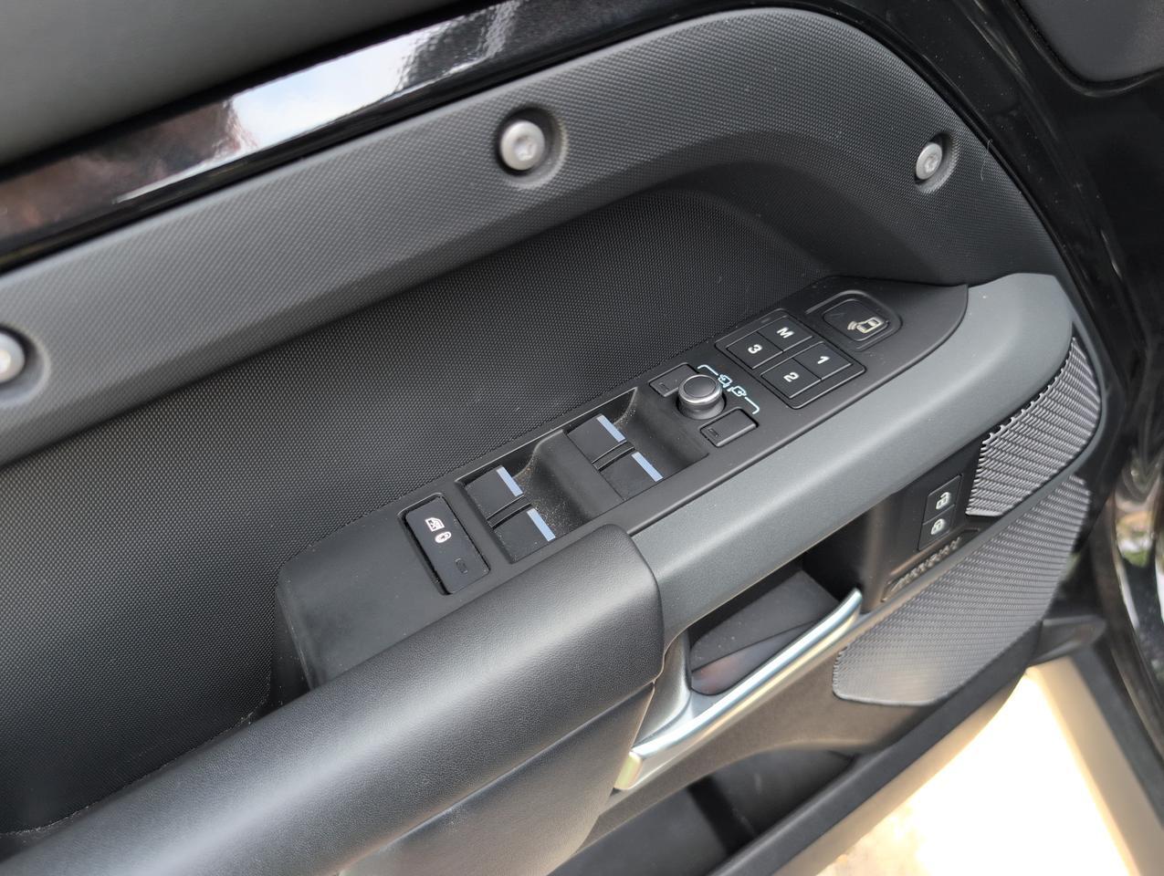 2023 Land Rover Defender X San Antonio TX