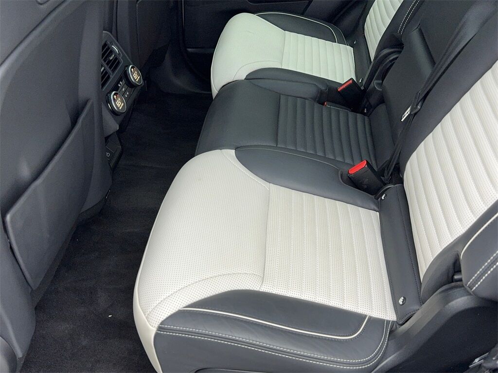 2023 Land Rover Discovery HSE R-Dynamic NAV,CAM,PANO,BLIND SPOT,22&quot; WLS,3RD Plano TX
