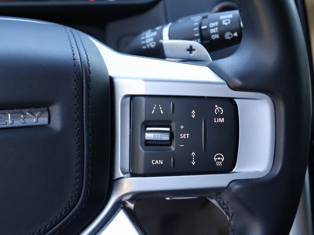 2023 Land Rover Discovery HSE R-Dynamic Oshkosh WI