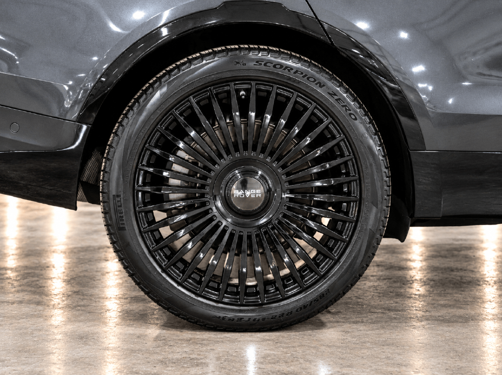 2023 Land Rover Discovery HSE R-Dynamic Tigard OR