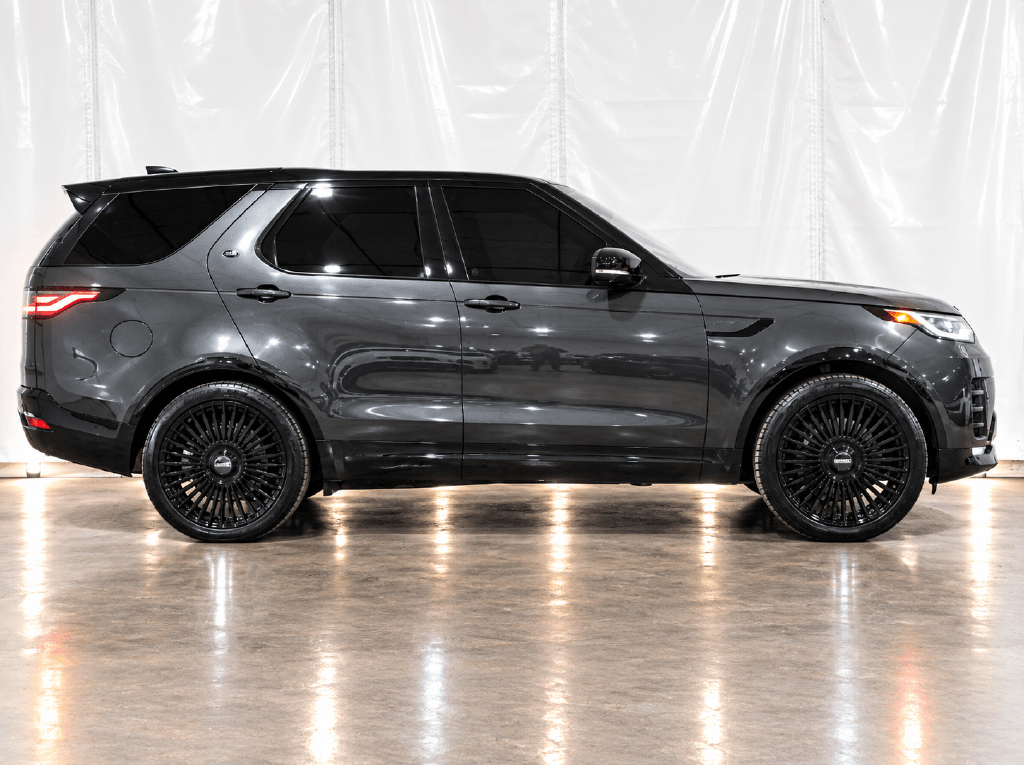 2023 Land Rover Discovery HSE R-Dynamic Tigard OR