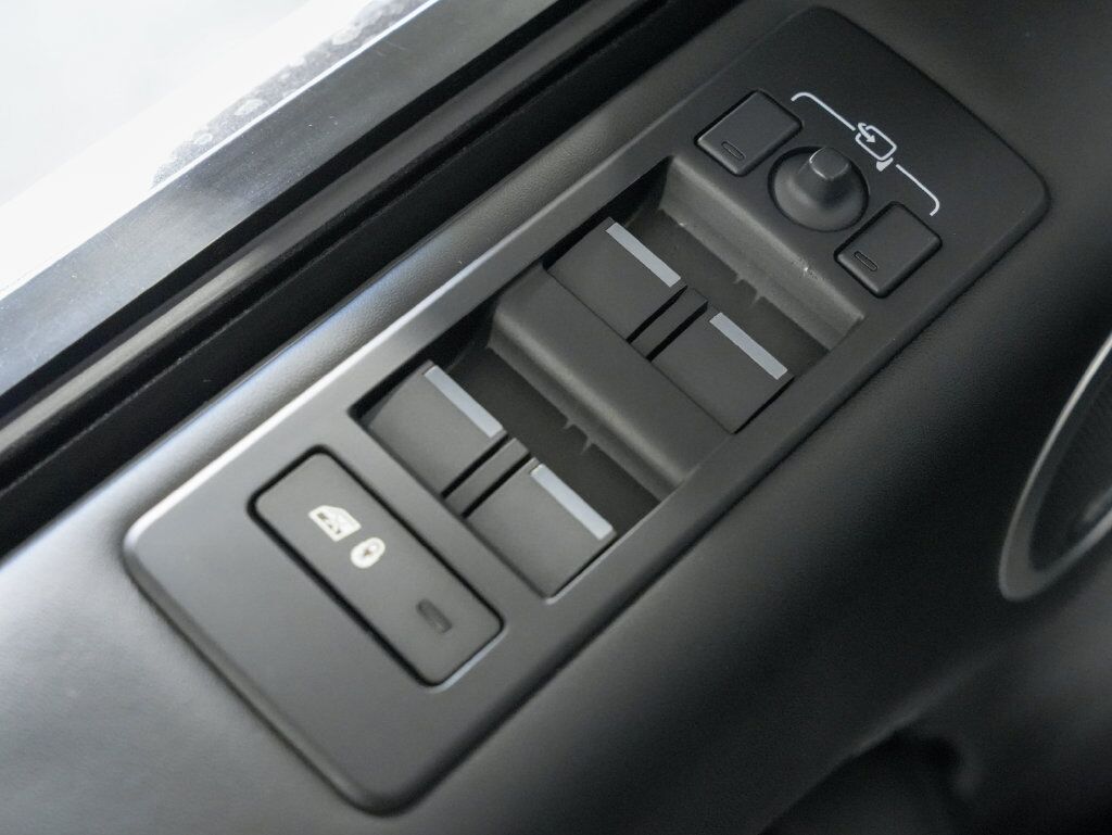 2023 Land Rover Discovery HSE R-Dynamic Tigard OR