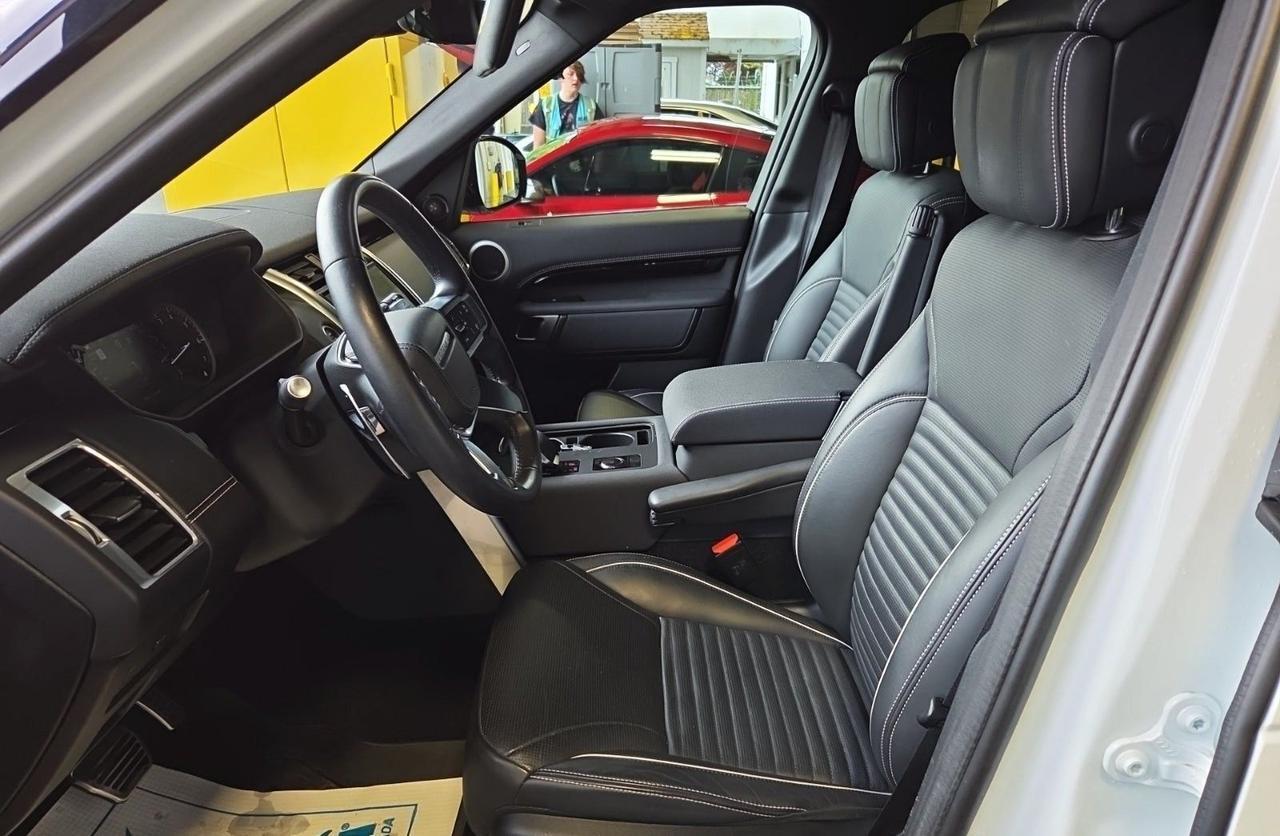 2023 Land Rover Discovery HSE R-Dynamic Ventilated Seats Meridian Sound Portland OR