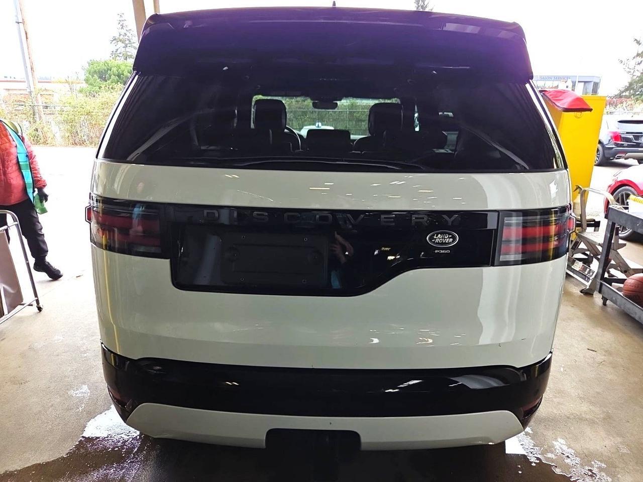 2023 Land Rover Discovery HSE R-Dynamic Ventilated Seats Meridian Sound Portland OR