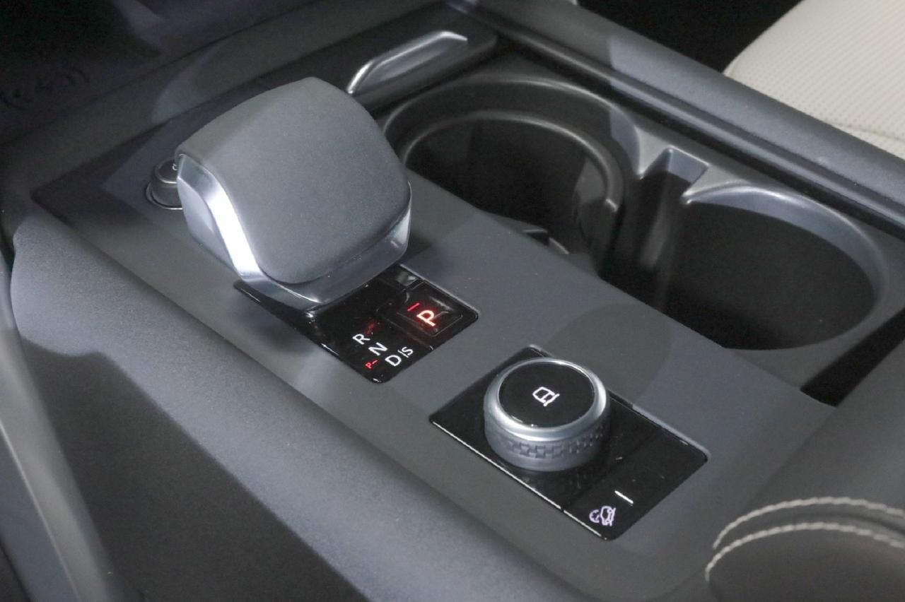 2023 Land Rover Discovery Metropolitan Edition Franklin TN