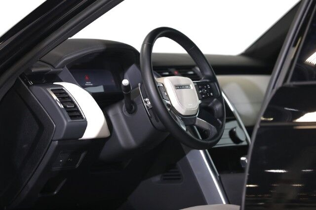 2023 Land Rover Discovery Metropolitan Edition Franklin TN