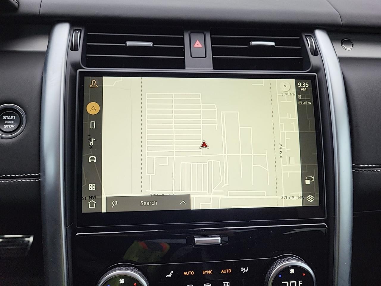 2023 Land Rover Discovery Metropolitan Edition Vented Massage Seats Head-Up Display Portland OR