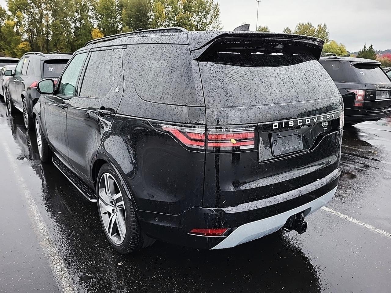 2023 Land Rover Discovery Metropolitan Edition Vented Massage Seats Head-Up Display Portland OR