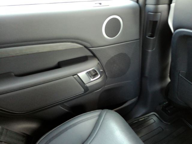 2023 Land Rover Discovery P300 S Plano TX