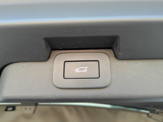2023 Land Rover Discovery P300 S Plano TX