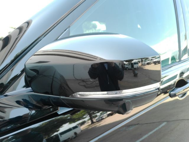 2023 Land Rover Discovery P300 S Plano TX