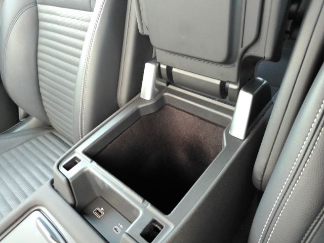 2023 Land Rover Discovery P300 S Plano TX