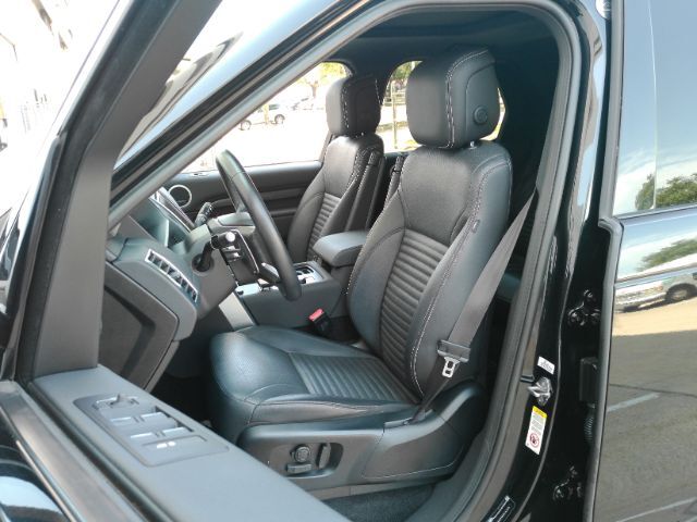 2023 Land Rover Discovery P300 S Plano TX