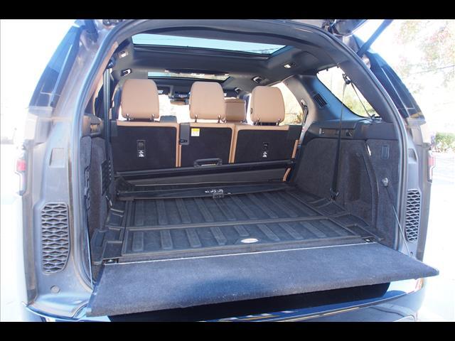 2023 Land Rover Discovery P360 HSE R-Dynamic Raleigh NC