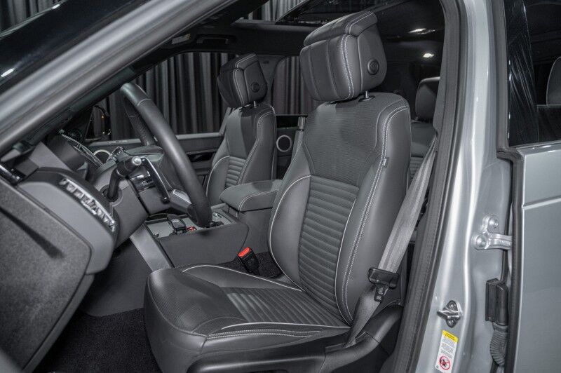 2023 Land Rover Discovery P360 Metropolitan Edition Discovery SUV Peoria AZ