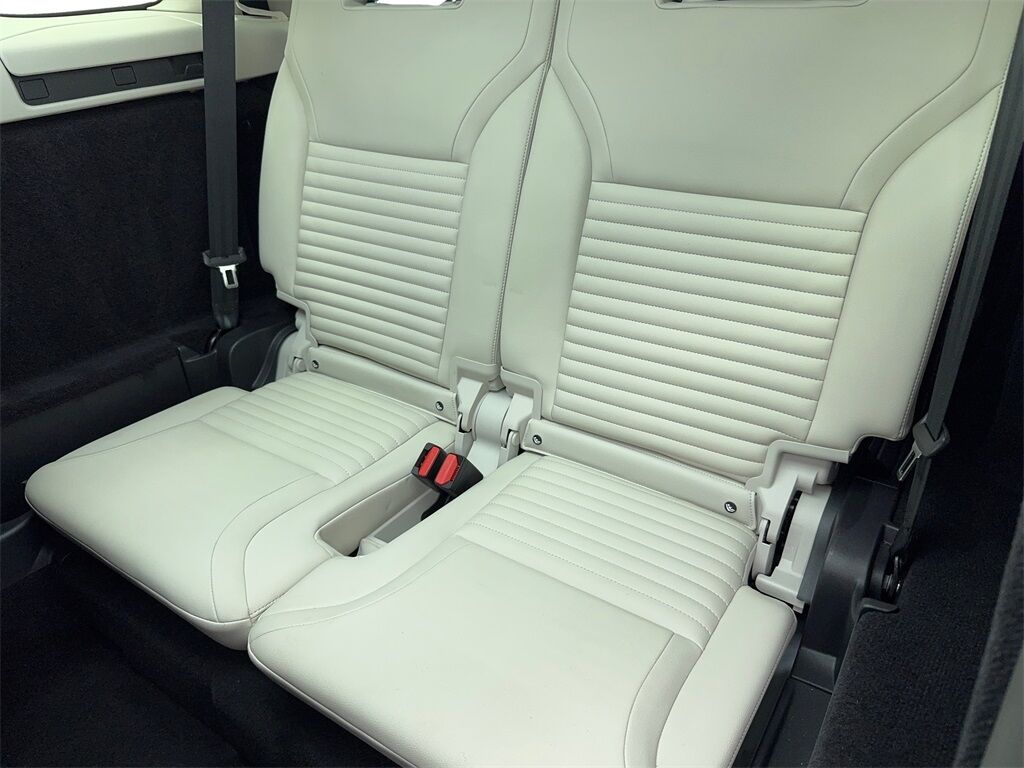 2023 Land Rover Discovery S NAV,CAM,PANO,HTD STS,BLIND SPOT,3RD ROW Plano TX