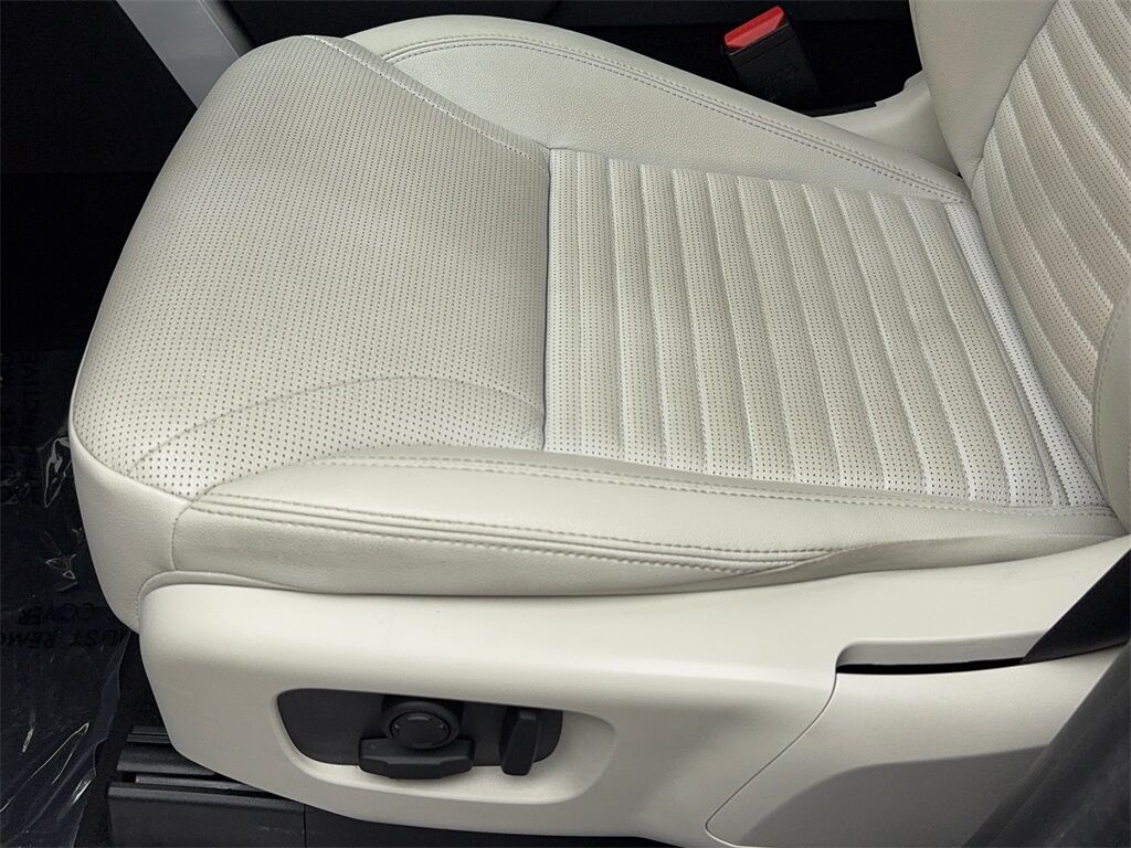 2023 Land Rover Discovery S NAV,CAM,PANO,HTD STS,BLIND SPOT,3RD ROW Plano TX