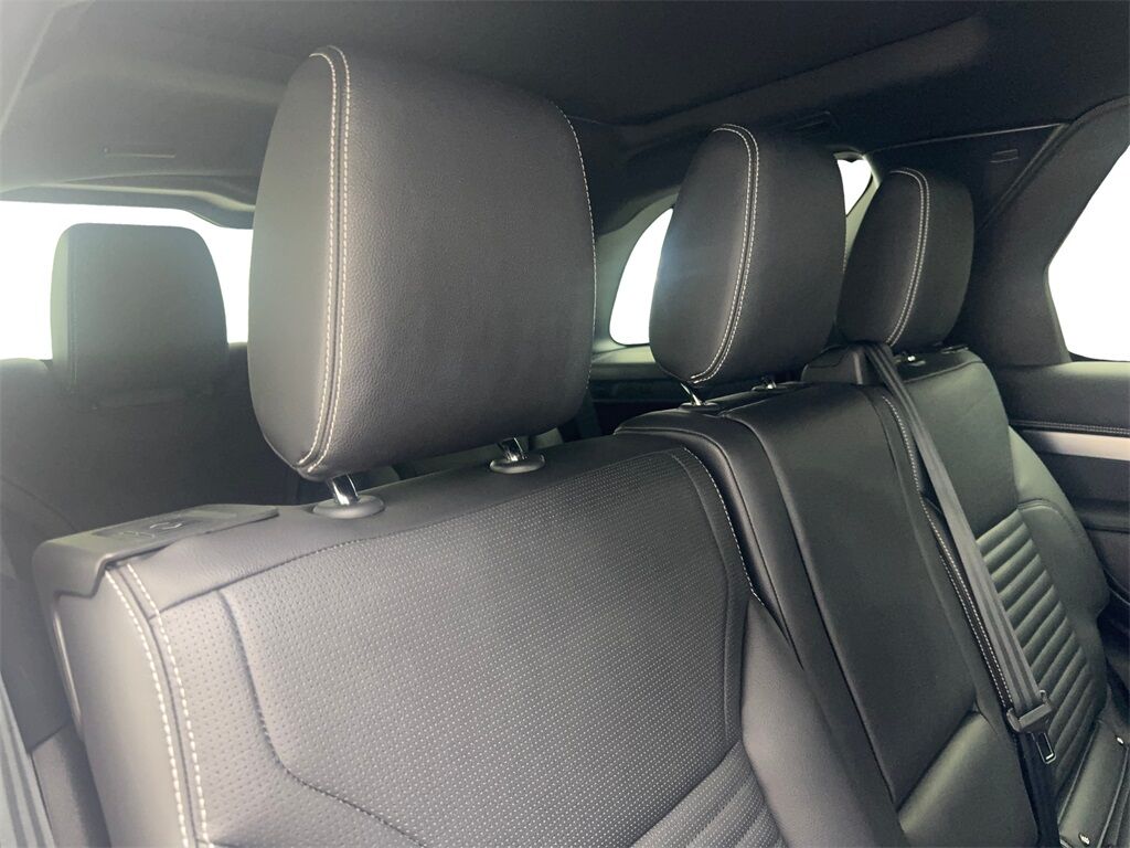 2023 Land Rover Discovery S R-Dynamic NAV,CAM,PANO,HTD STS,BLIND SPOT,3RD RO Irving TX