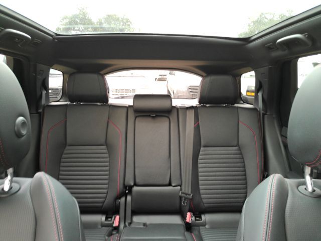 2023 Land Rover Discovery Sport S R-Dynamic Plano TX