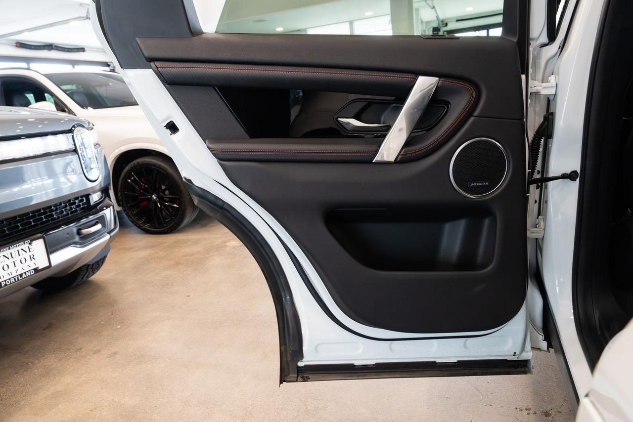 2023 Land Rover Discovery Sport SE R-Dynamic Gladstone OR