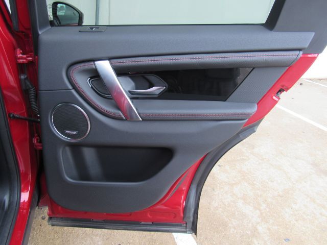 2023 Land Rover Discovery Sport SE R-Dynamic Plano TX