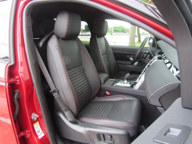 2023 Land Rover Discovery Sport SE R-Dynamic Plano TX