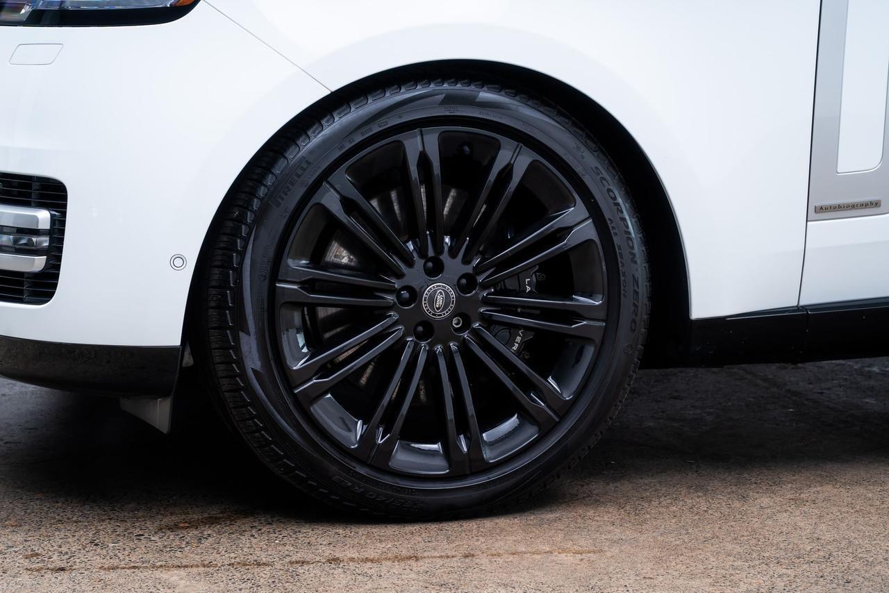2023 Land Rover Range Rover Autobiography Diamond Turned Adaptive Suspension Portland OR