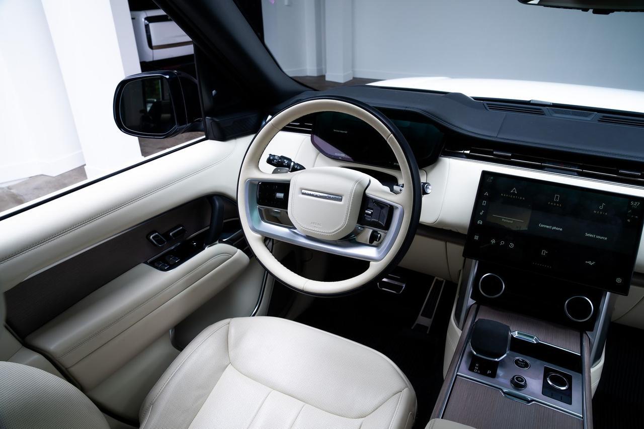 2023 Land Rover Range Rover Autobiography Diamond Turned Adaptive Suspension Portland OR