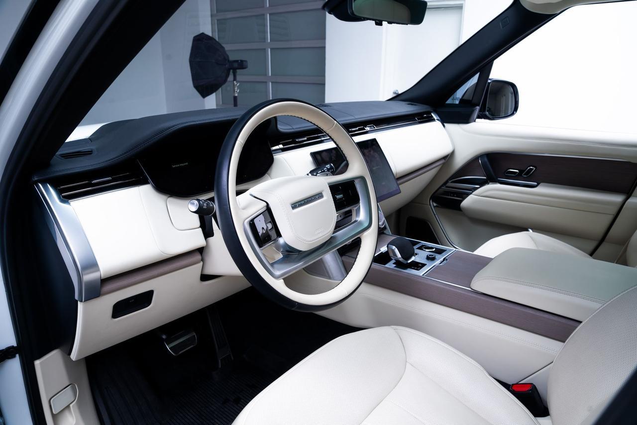 2023 Land Rover Range Rover Autobiography Diamond Turned Adaptive Suspension Portland OR