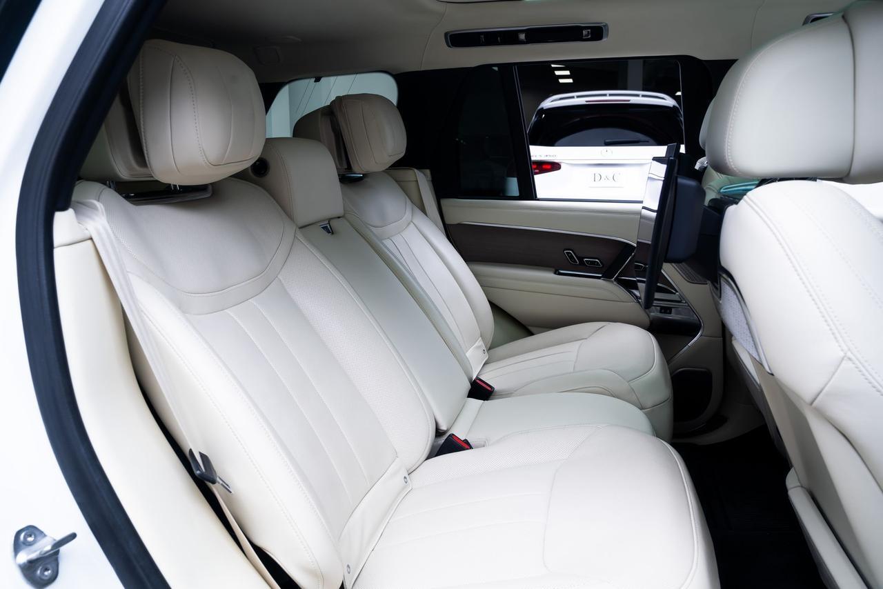 2023 Land Rover Range Rover Autobiography Diamond Turned Adaptive Suspension Portland OR