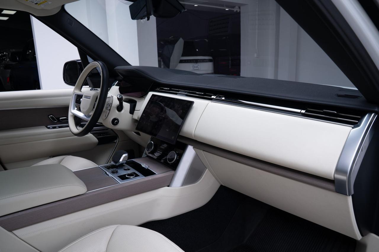 2023 Land Rover Range Rover Autobiography Diamond Turned Adaptive Suspension Portland OR