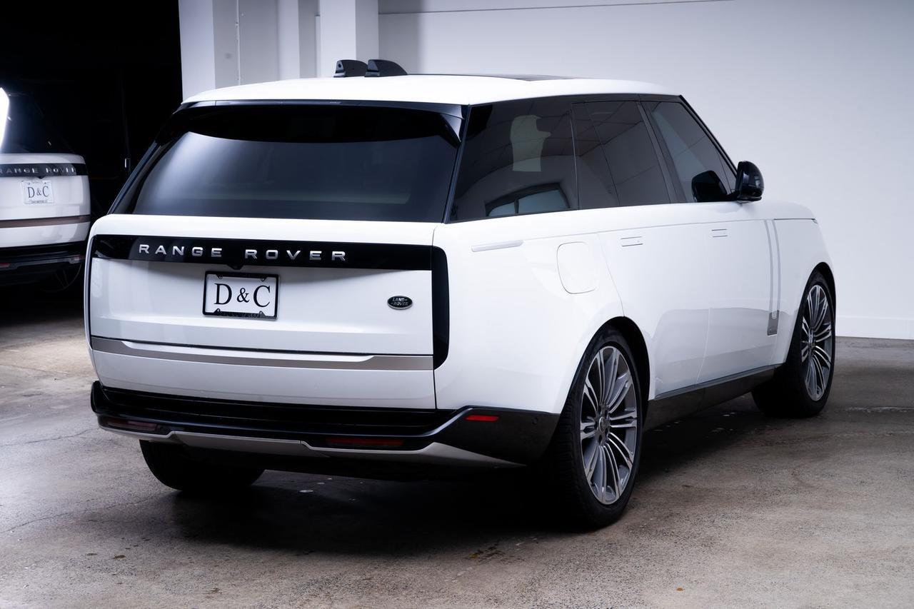 2023 Land Rover Range Rover Autobiography Diamond Turned with Gloss Dark Gray Contrast Wheel Portland OR