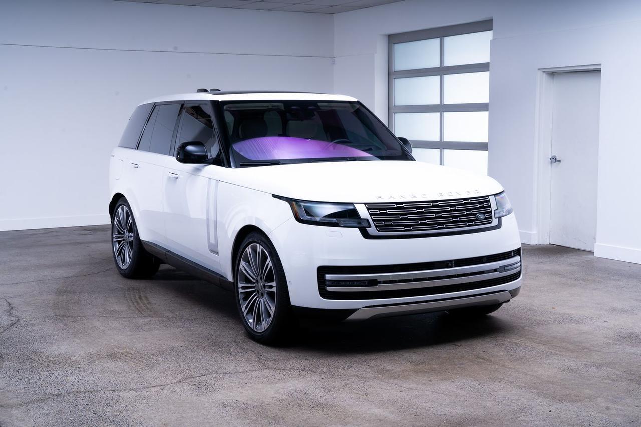 2023 Land Rover Range Rover Autobiography Diamond Turned with Gloss Dark Gray Contrast Wheel Portland OR
