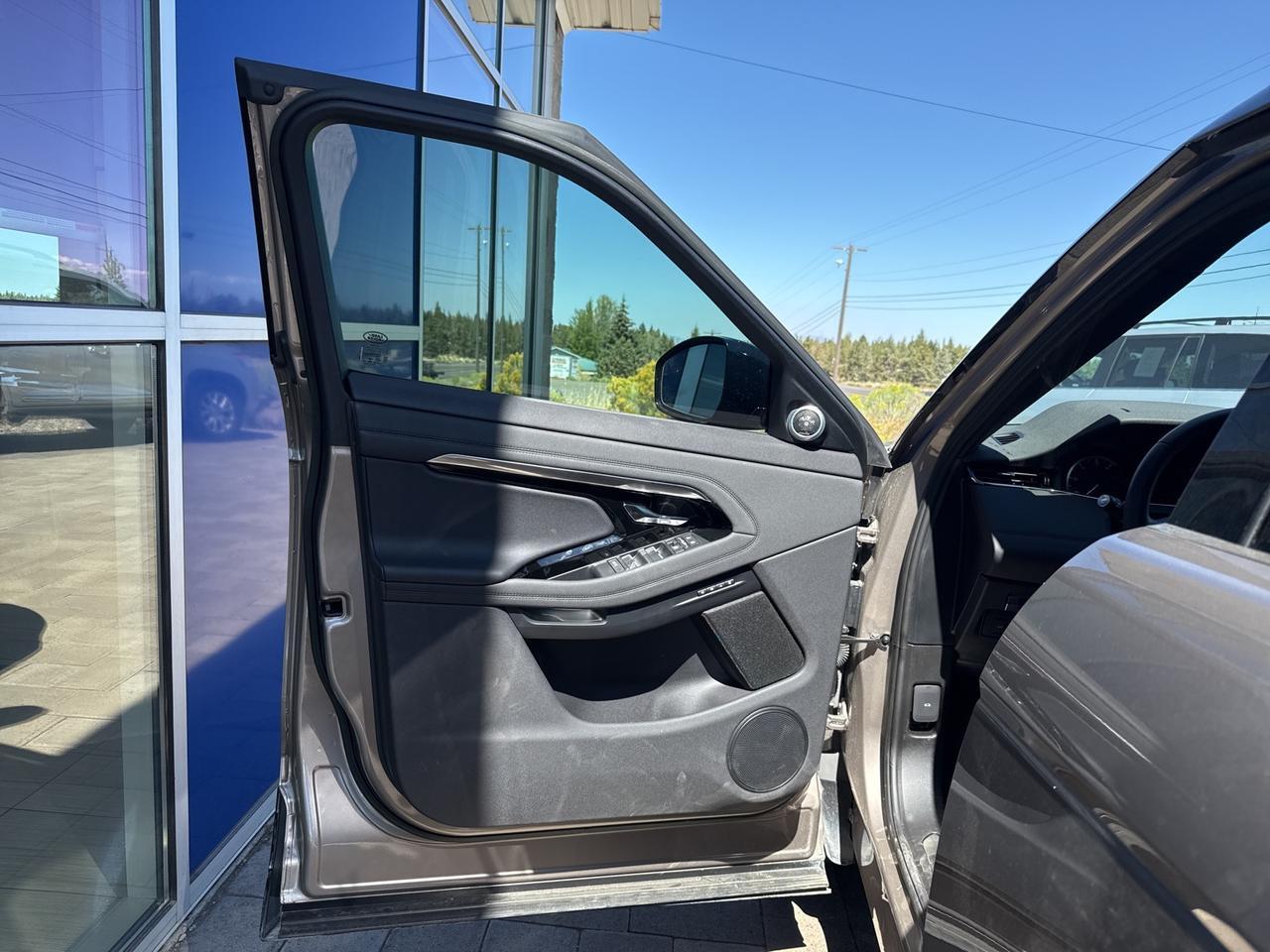 2023 Land Rover Range Rover Evoque R-Dynamic SE Bend OR