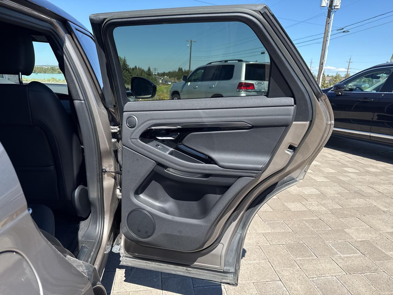 2023 Land Rover Range Rover Evoque R-Dynamic SE Bend OR