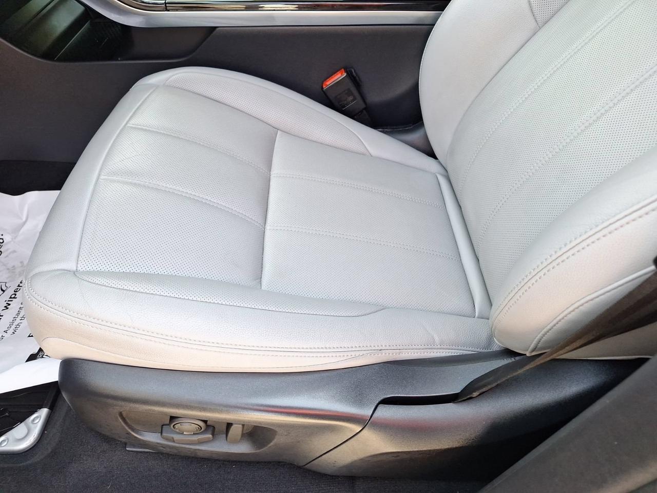 2023 Land Rover Range Rover Evoque SE Hurst TX