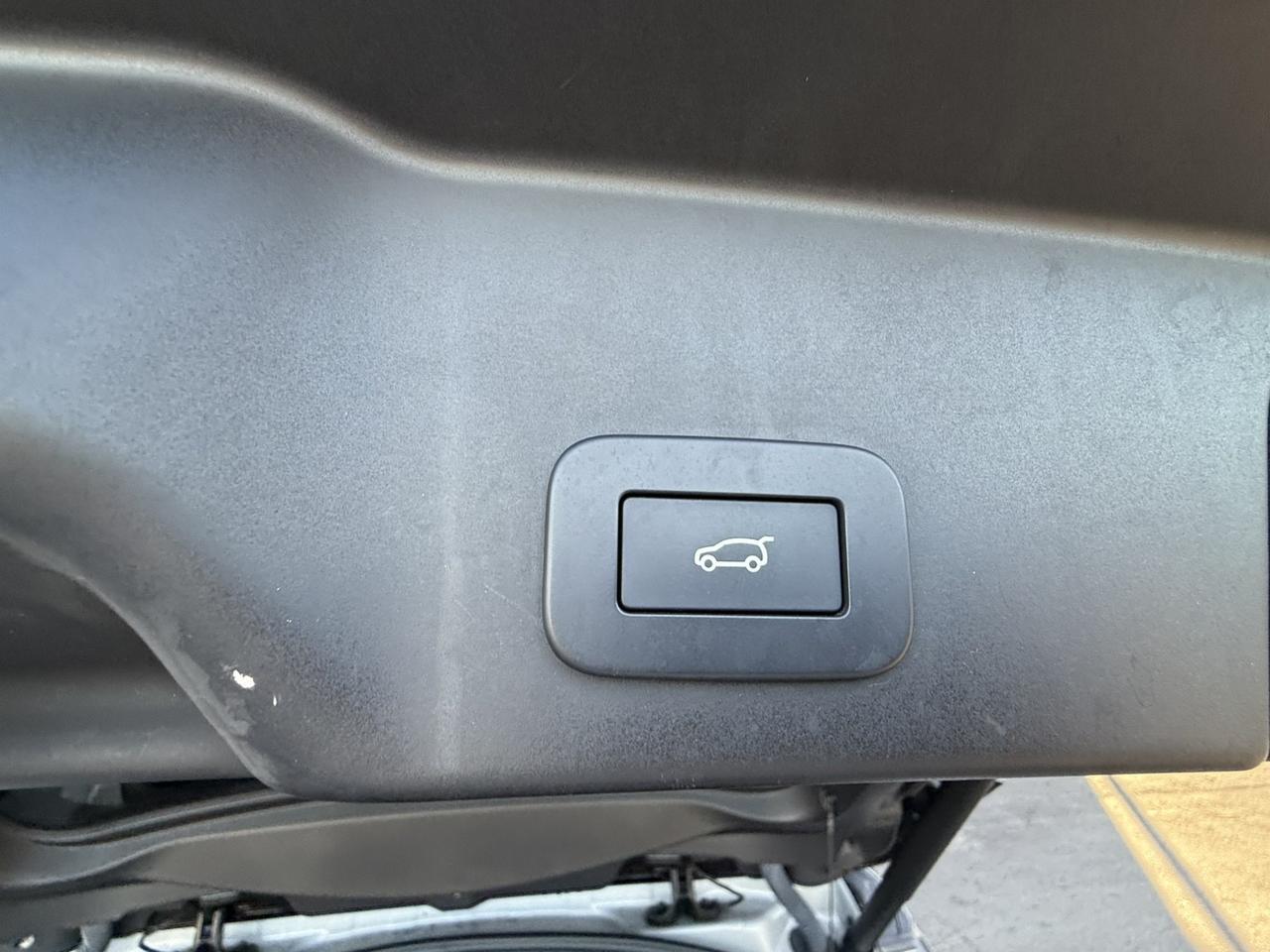 2023 Land Rover Range Rover Evoque SE Hollywood FL