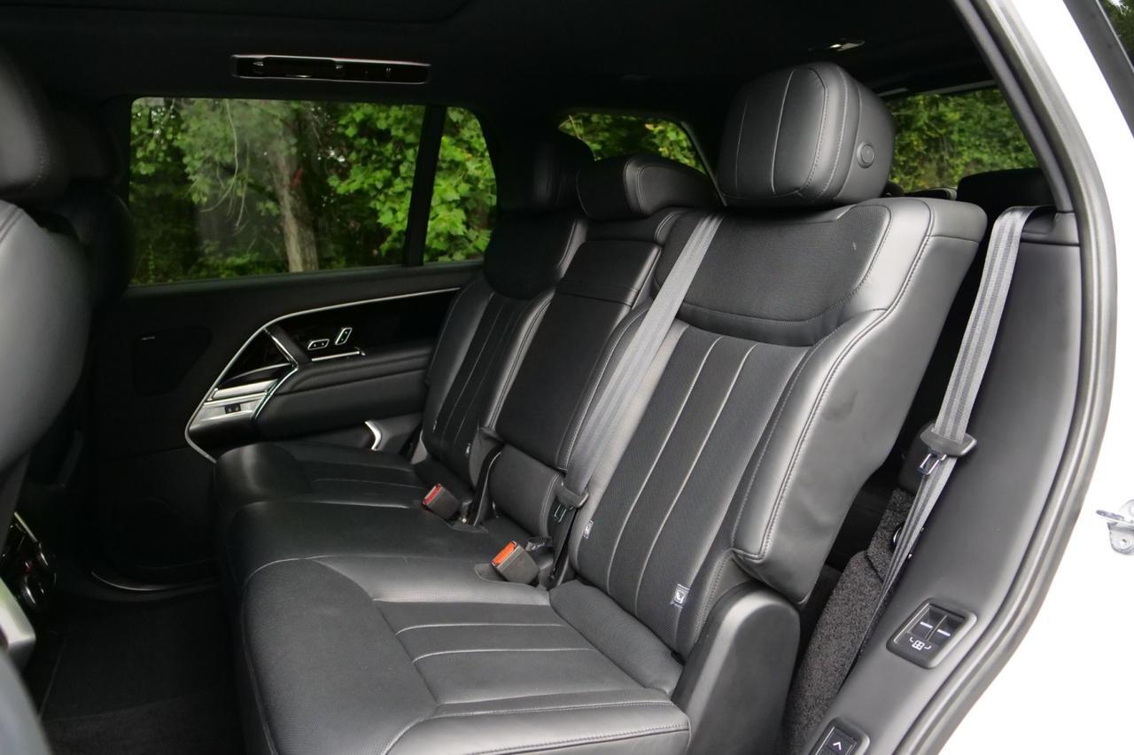 2023 Land Rover Range Rover P400 SE / LWB / AWD / Massage Seats / Pano Sunroof! Lincolnton NC