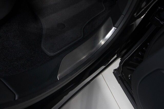 2023 Land Rover Range Rover P530 SE ($142,210 MSRP) *19,000 MILES* *BLACK ON BLACK* *1-OWNER* San Diego CA