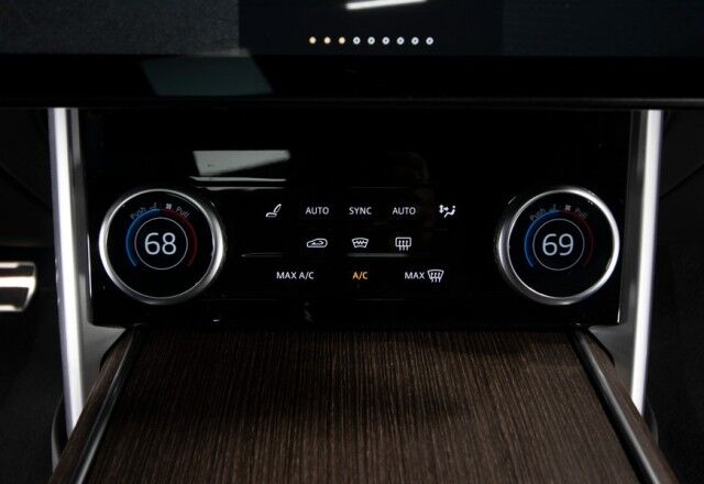 2023 Land Rover Range Rover P530 SE ($142,210 MSRP) *19,000 MILES* *BLACK ON BLACK* *1-OWNER* San Diego CA