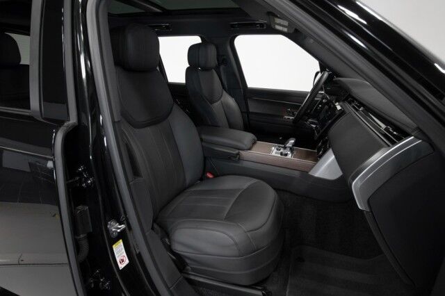 2023 Land Rover Range Rover P530 SE ($142,210 MSRP) *19,000 MILES* *BLACK ON BLACK* *1-OWNER* San Diego CA
