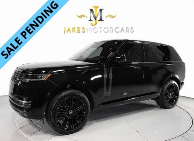 2023 Land Rover Range Rover P530 SE ($142,210 MSRP) *19,000 MILES* *BLACK ON BLACK* *1-OWNER*