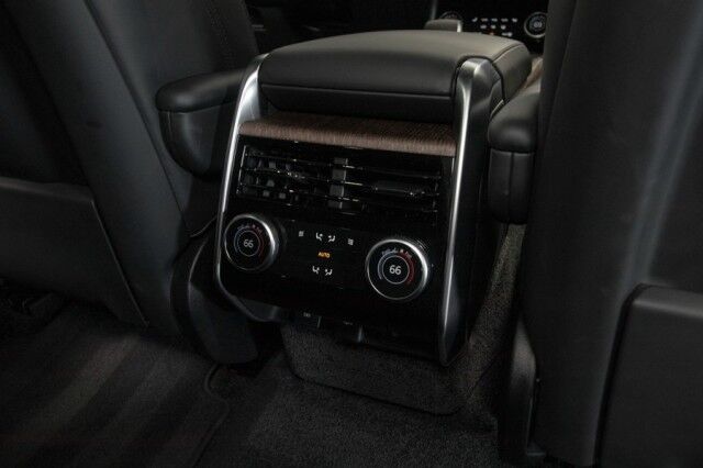 2023 Land Rover Range Rover P530 SE ($142,210 MSRP) *19,000 MILES* *BLACK ON BLACK* San Diego CA