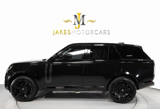 2023 Land Rover Range Rover P530 SE ($142,210 MSRP) *19,000 MILES* *BLACK ON BLACK* San Diego CA