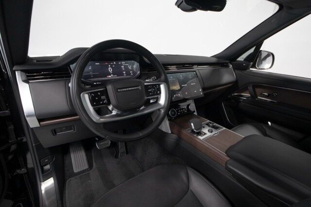 2023 Land Rover Range Rover P530 SE ($142,210 MSRP) *19,000 MILES* *BLACK ON BLACK* San Diego CA